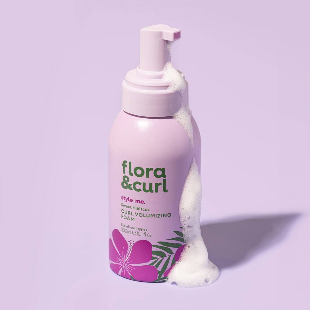 Flora &amp; Curl Style Me Sweet Hibiscus Curl Volumizing Foam 300ml